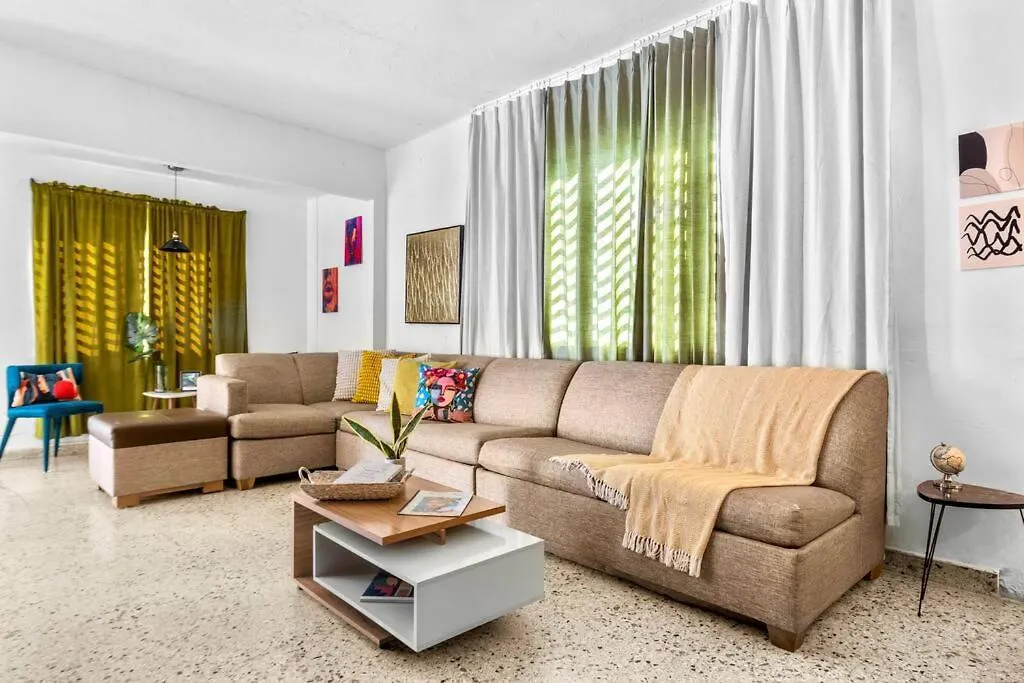 Luxury 4Br For 14-& Jacuzzi 6 Min Beach & Airport サンジョアン プエルトリコ