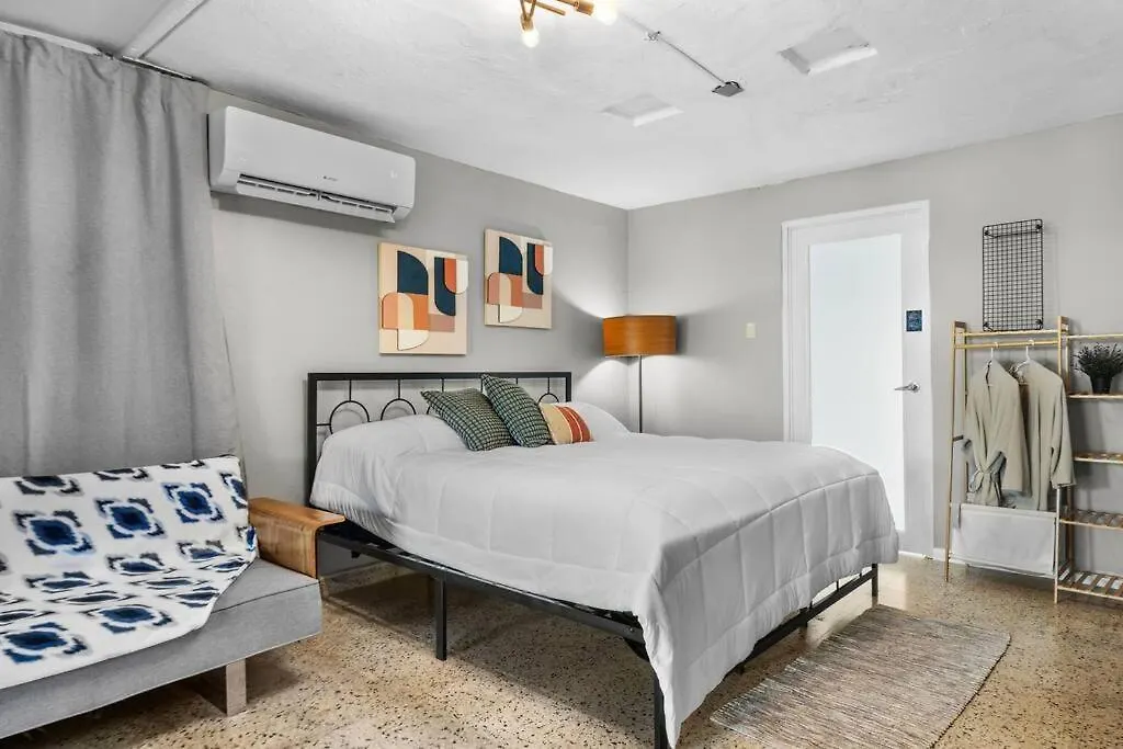 Luxury 4Br For 14-& Jacuzzi 6 Min Beach & Airport サンジョアン ヴィラ