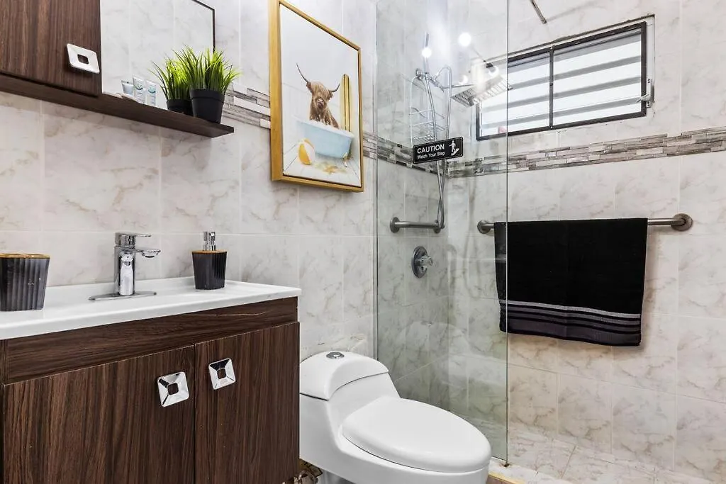 Luxury 4Br For 14-& Jacuzzi 6 Min Beach & Airport 圣胡安 0*,