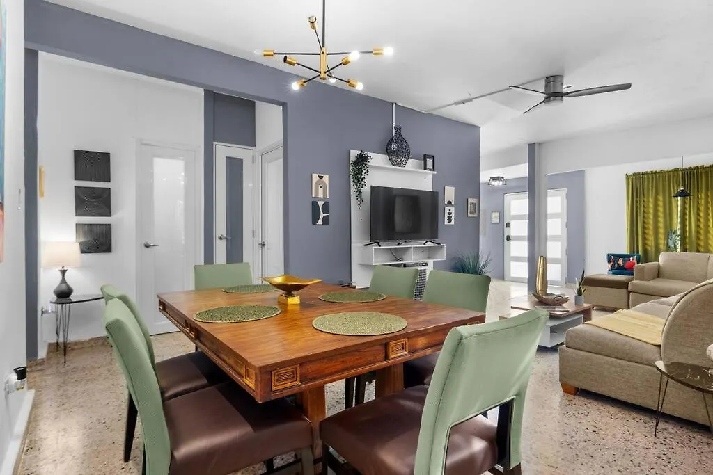 Luxury 4Br For 14-& Jacuzzi 6 Min Beach & Airport 圣胡安